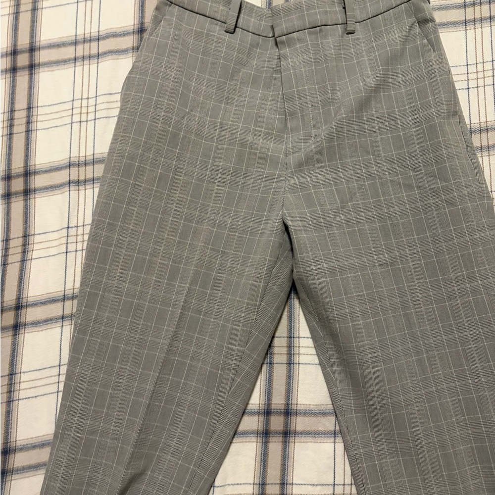 Uniqlo Women Gray Plaid Dress Pants Trousers